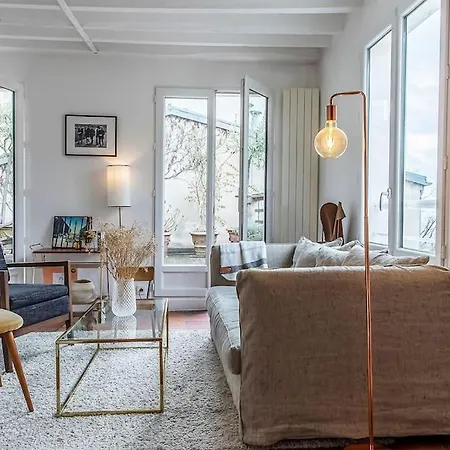 아파트 Montmartre, Patio! Sacre-coeur! Stylish Duplex! 파리