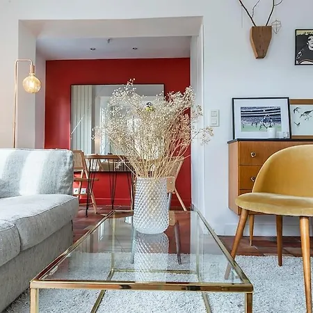 아파트 Montmartre, Patio! Sacre-coeur! Stylish Duplex! 파리