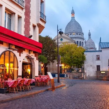 Montmartre, Patio! Sacre-coeur! Stylish Duplex! *