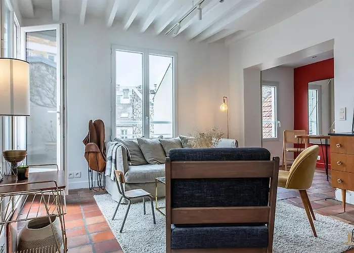 Appartement Montmartre, Patio! Sacré-coeur! Stylish Duplex! Paris