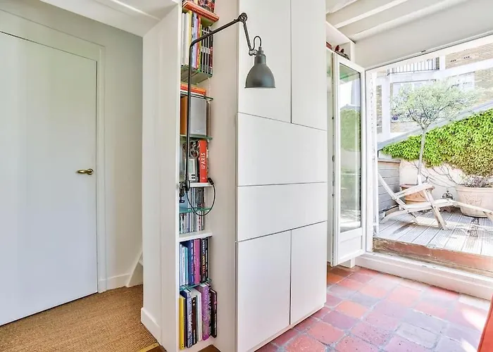 Montmartre, Patio! Sacré-coeur! Stylish Duplex! Appartement *