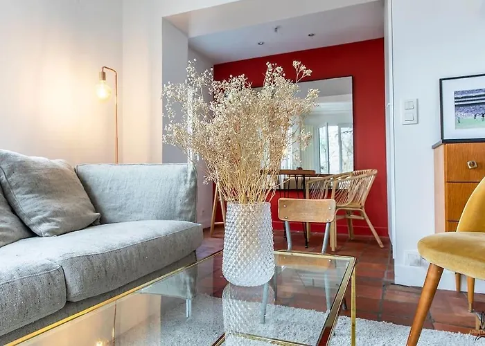 Appartement Montmartre, Patio! Sacré-coeur! Stylish Duplex! Paris